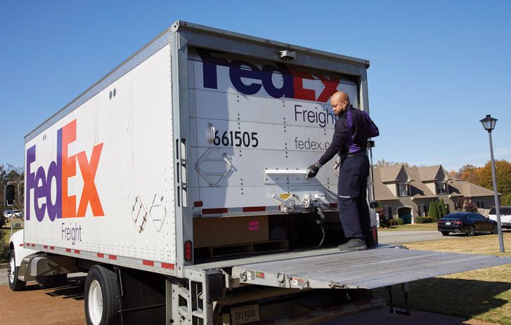 fedex delivery truck