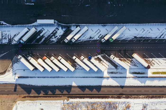 distribution center trucks